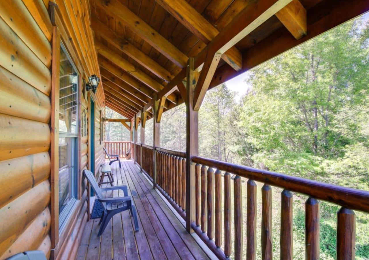 Fabulous Pet-Friendly, Family Cabin With Outdoor Kitchen, Hot Tub, Sauna, Fireplace, Theater Room, Arcade, Pool Table, And Fire Pit Within Minuties Of Dollywood Sevierville Εξωτερικό φωτογραφία